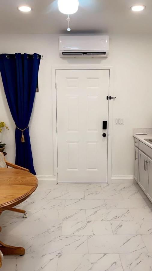 Guest House , 5 Min Away From Las Airport. Las Vegas Exterior photo